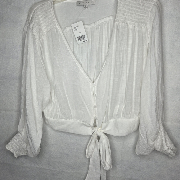 HYFVE NWT White Puff Sleeve Cropped Sheer Blouse with Tie Front Size Large - Picture 1 of 9